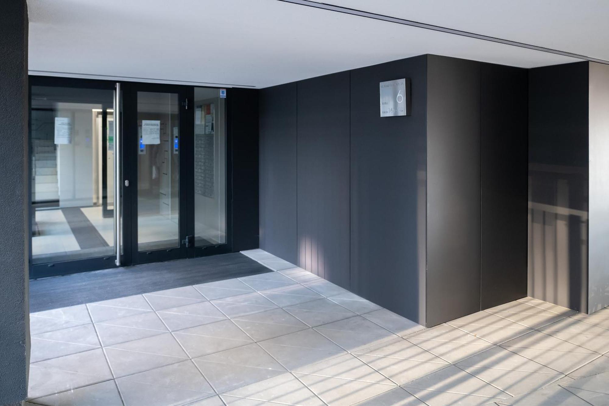 P&o Corporate Serviced Cybernetyki Appartement *
